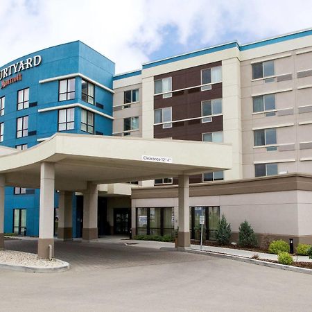 Courtyard By Marriott Edmonton West Hotel Exterior foto